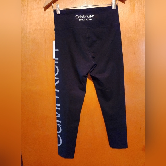 Calvin Klein Pants - NWT Calvin Klein High Waisted Performance Leggings For Yoga, Gym, Lifting etc